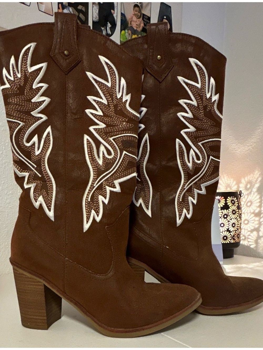 Brown Women's Heeled Western Boots with White Stitching
